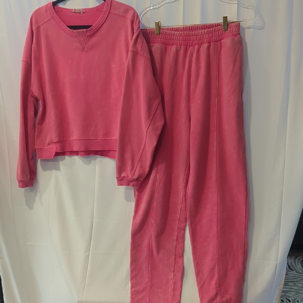Women's Pink Track Pants & Joggers